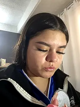 Snapshot of Camila_Duarte2 chatting on 4, 12, 2025 Camila Duarte2 online show from 4, 12, 2025