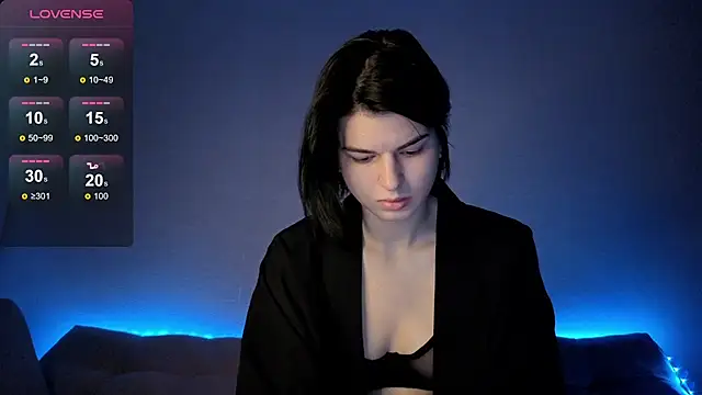 Snapshot of lololozhechka chatting on 13, 12, 2025 lololozhechka online show from 13, 12, 2025