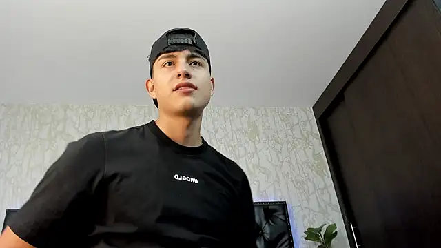 Lander Cruz online show from 10, 7, 2026