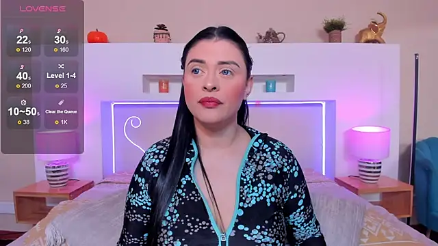 AnikaRomanoff  online show from 11, 2, 2026