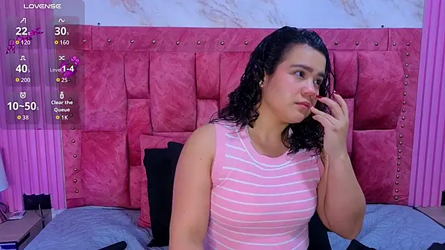 ValeryMorales online show from 13, 4, 2026