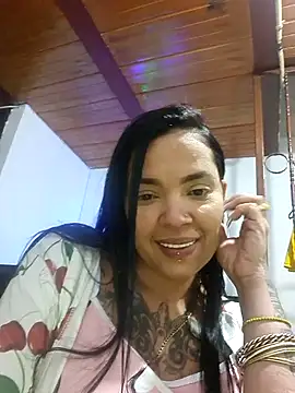 Snapshot of Sophialewuis chatting on 5, 12, 2025 Sophialewuis online show from 5, 12, 2025