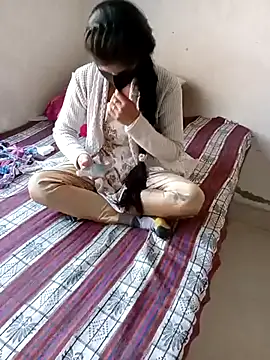 Snapshot of Kavya-collage chatting on 5, 12, 2025 Kavya-collage online show from 5, 12, 2025