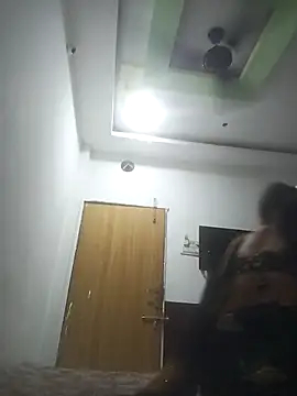 Your-shreya143 online show from 14, 2, 2026