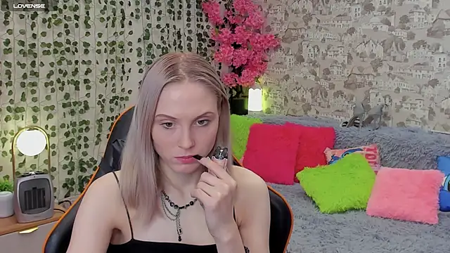 Gina Gina love online show from 27, 5, 2026