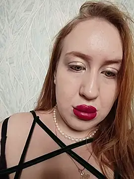 Snapshot of ElonaFox chatting on 3, 12, 2025 ElonaFox online show from 3, 12, 2025