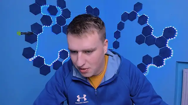 Snapshot of derek_hawk_ chatting on 18, 12, 2025 derek hawk online show from 18, 12, 2025