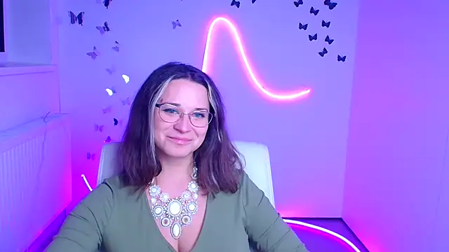 Snapshot of Melodie_Aster chatting on 19, 12, 2025 Melodie Aster online show from 19, 12, 2025