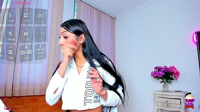 Snapshot of lya__brown chatting on 5, 2, 2026 lya brown online show from 5, 2, 2026