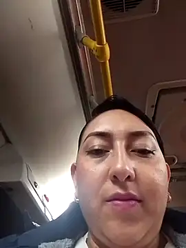 Valeria montana  online show from 18, 2, 2026