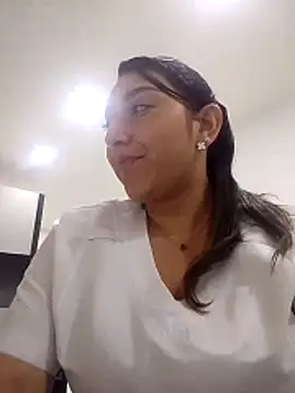 Snapshot of Valeria_montana_ chatting on 3, 6, 2026 Valeria montana online show from 3, 6, 2026