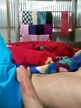 naughtygirl96 online show from 6, 4, 2026