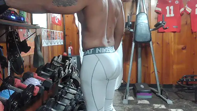 Black-Silver-Fox online show from 10, 4, 2026