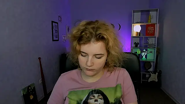 Snapshot of lolli_popsi chatting on 19, 12, 2025 lolli popsi online show from 19, 12, 2025