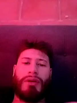 Snapshot of MaxSteel_x chatting on 4, 12, 2025 MaxSteel x online show from 4, 12, 2025