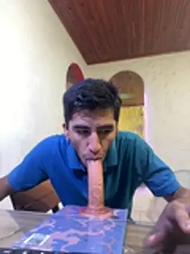 Snapshot of maxI_dick33 chatting on 3, 3, 2026 maxI dick33 online show from 3, 3, 2026