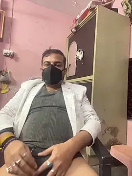 Snapshot of yoyoyohunny chatting on 14, 12, 2025 yoyoyohunny online show from 14, 12, 2025