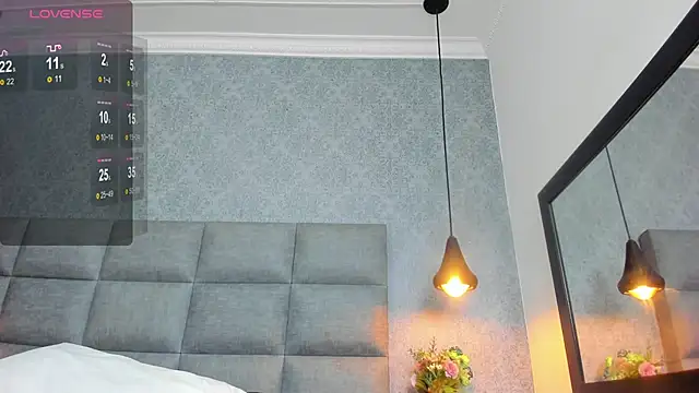 Snapshot of emilyy_r chatting on 14, 1, 2026 emilyy r online show from 14, 1, 2026