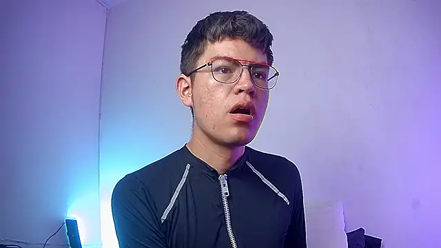 nicolatinboy online show from 27, 2, 2026