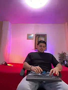 williamsmiiths16 online show from 5, 3, 2026