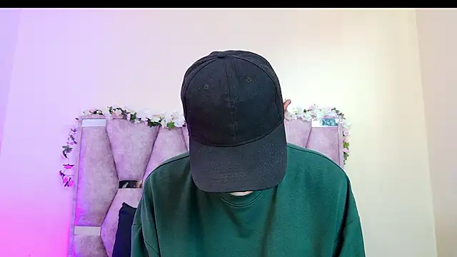 iris and damian online show from 6, 3, 2026