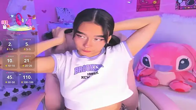 isabella castillo  online show from 3, 12, 2025