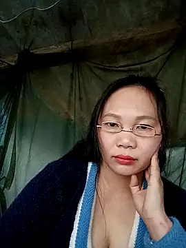 Snapshot of ava-dellght chatting on 5, 12, 2025 ava-dellght online show from 5, 12, 2025