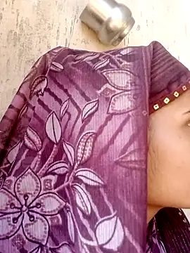 Snapshot of Neha637 chatting on 15, 12, 2025 Neha637 online show from 15, 12, 2025