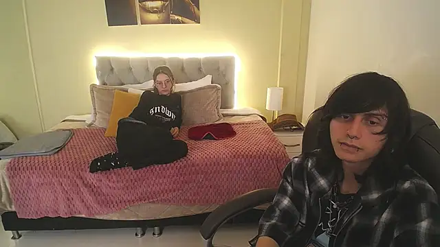 Snapshot of Eros_Nyx_ chatting on 20, 12, 2025 Eros Nyx online show from 20, 12, 2025