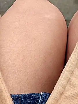 Baby-Linh online show from 10, 2, 2026