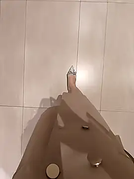 Baby-Linh online show from 11, 3, 2026