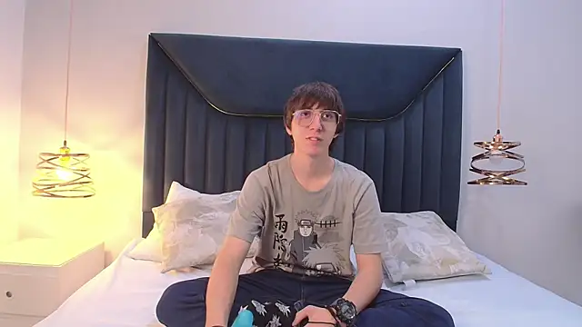 Snapshot of JeffBellfort chatting on 17, 6, 2026 JeffBellfort online show from 17, 6, 2026