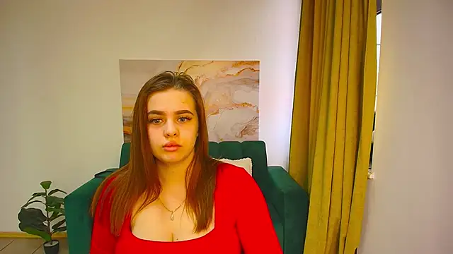 Snapshot of MirandaDior chatting on 5, 12, 2025 MirandaDior online show from 5, 12, 2025