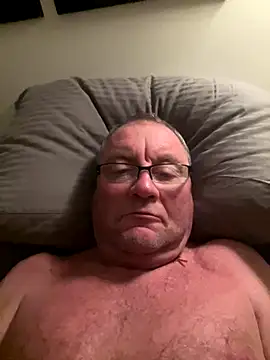 Snapshot of Toothpic1 chatting on 16, 12, 2025 Toothpic1 online show from 16, 12, 2025