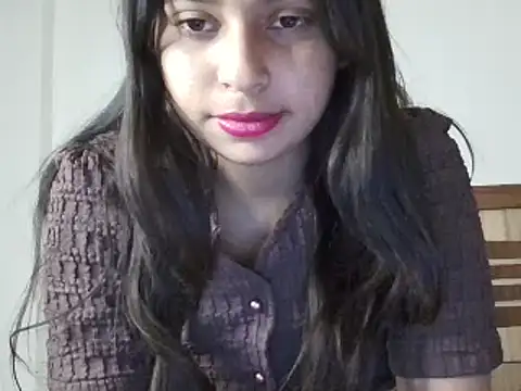 Snapshot of priya_008 chatting on 5, 12, 2025 priya 008 online show from 5, 12, 2025