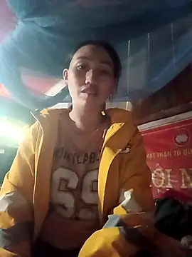 Snapshot of Lorena-a chatting on 4, 12, 2025 Lorena-a online show from 4, 12, 2025