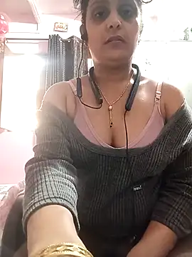 Snapshot of Tanya_Sharma98 chatting on 16, 12, 2025 Tanya Sharma98 online show from 16, 12, 2025