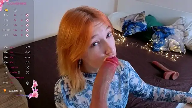 Snapshot of Elsa_Batler chatting on 5, 12, 2025 Elsa Batler online show from 5, 12, 2025