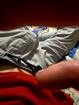 Legtrembler1 online show from 8, 3, 2026