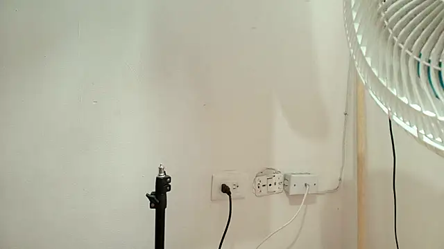 Snapshot of Elizabetth_Roman chatting on 15, 2, 2026 Elizabetth Roman online show from 15, 2, 2026