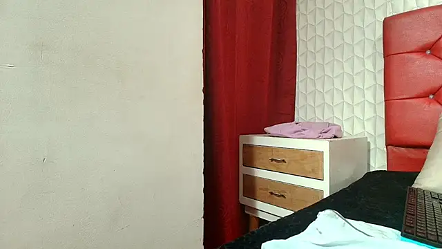 Snapshot of Elizabetth_Roman chatting on 18, 2, 2026 Elizabetth Roman online show from 18, 2, 2026