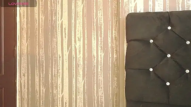 Snapshot of Elizabetth_Roman chatting on 11, 7, 2026 Elizabetth Roman online show from 11, 7, 2026