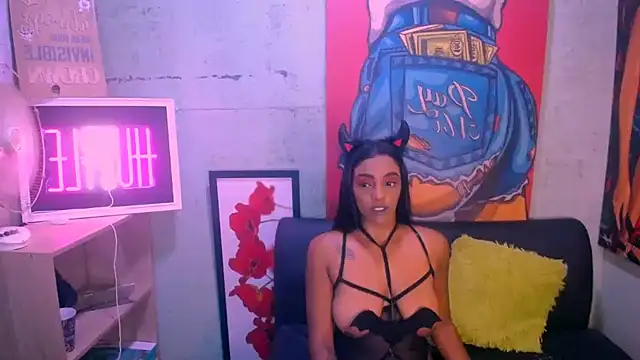 Indianzaraxxx online show from 14, 4, 2026