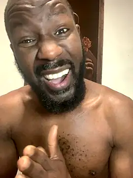 Snapshot of goldenshower2451 chatting on 13, 12, 2025 goldenshower2451 online show from 13, 12, 2025