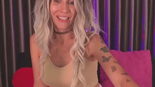 betty xoxoo online show from 11, 4, 2026