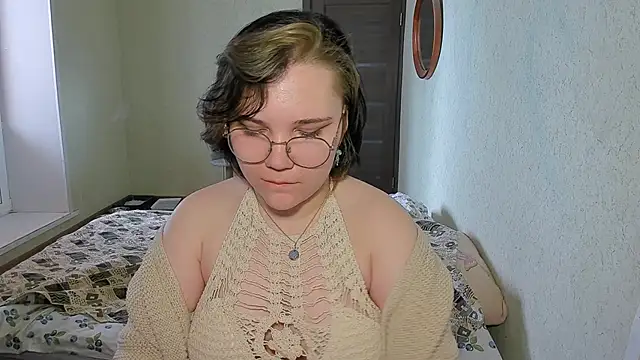 Lily-Violet online show from 22, 3, 2026