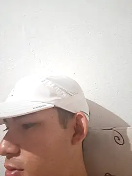 Snapshot of Andres_4907 chatting on 16, 12, 2025 Andres 4907 online show from 16, 12, 2025