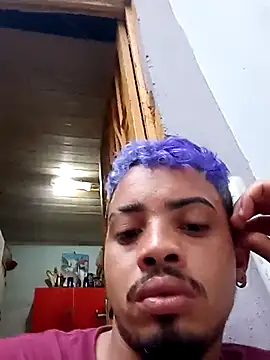 Snapshot of 071197Renan chatting on 15, 12, 2025 071197Renan online show from 15, 12, 2025