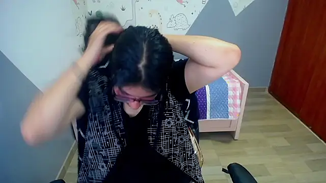 Snapshot of eva_smit_t chatting on 14, 12, 2025 eva smit t online show from 14, 12, 2025