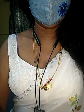 Preeti345 online show from 3, 2, 2026